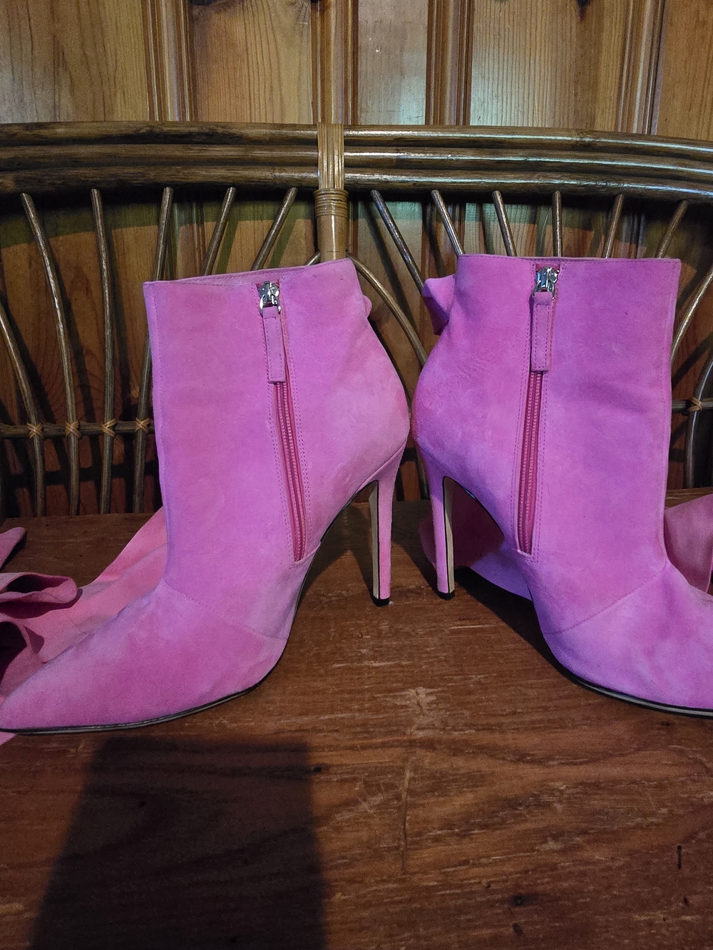 Aminah Abdul Jillil Amira Pink Suede Bow Stiletto Ankle Boot - Picture 13 of 16